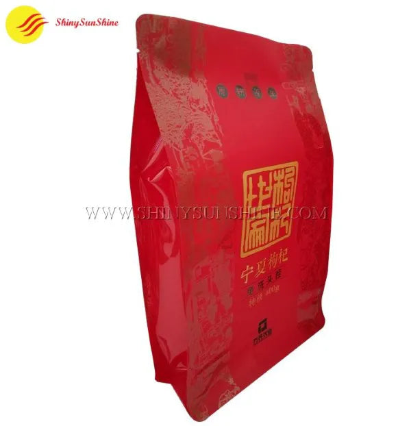 Stand-up dried food packaging bag with flat base and high-resolution UV branding